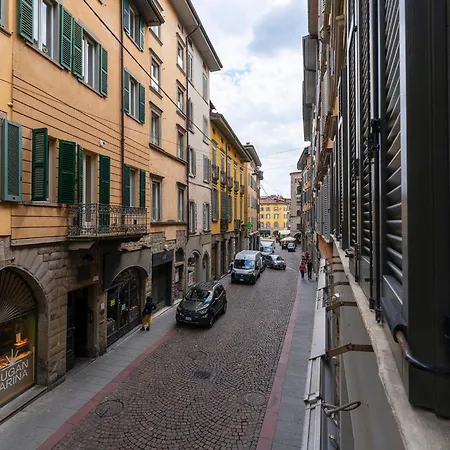Magic Place Bergamo! Classy In The Heart Of The
