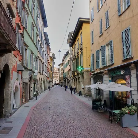 Magic Place Bergamo! Classy In The Heart Of The Apartment *